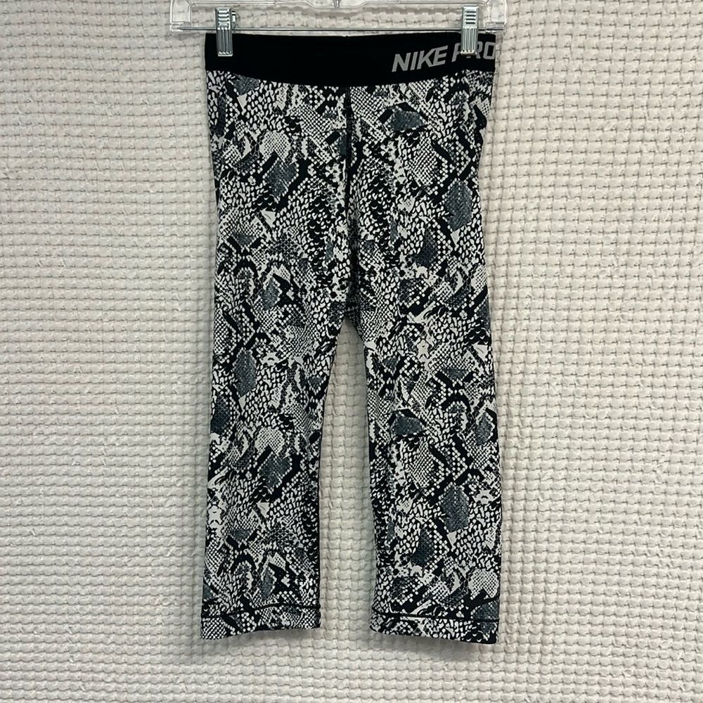 Nike Pro Snakeskin Print Patterned Crop Capri Leggings Women's S